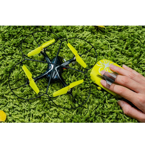 6 歲就能玩 – 體感遙控無人機 | 手勢遙控 | 親子互動