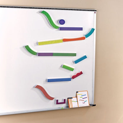 《磁性彈珠台》