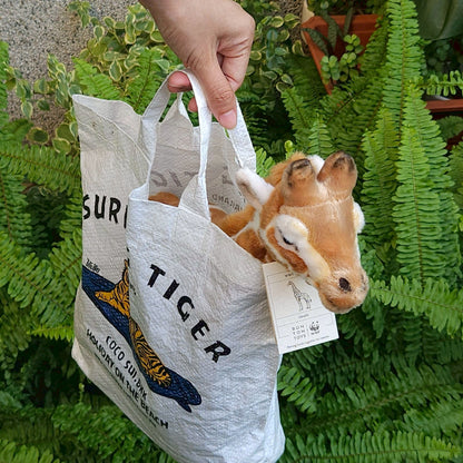 BON TON TOYS x WWF｜長頸鹿毛絨玩偶-31cm