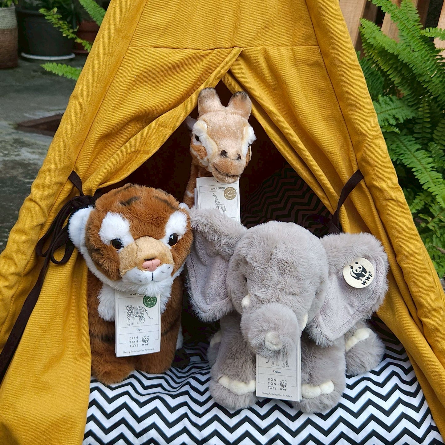 BON TON TOYS x WWF｜長頸鹿毛絨玩偶-31cm