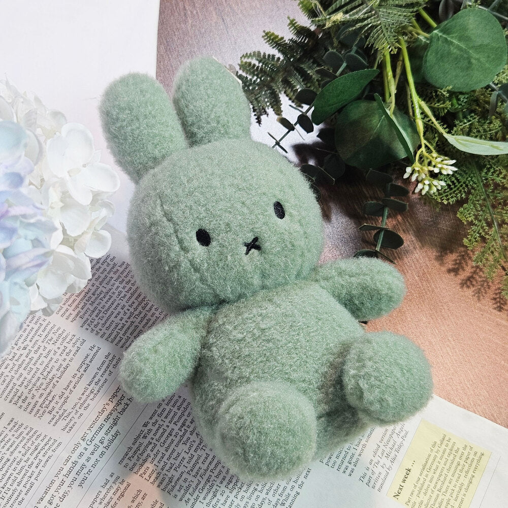 BON TON TOYS｜Miffy米菲兔ECO棉填充玩偶-開心果 23cm