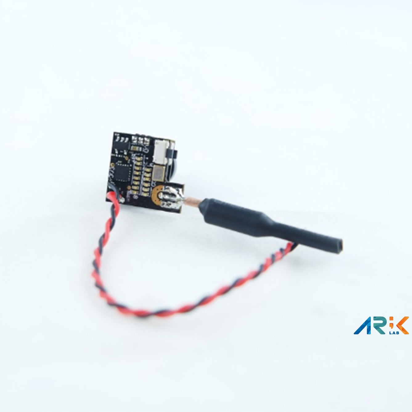 〔奶油蒼蠅新玩法〕搭配 5.8GHz 微型 FPV 無線攝影鏡頭